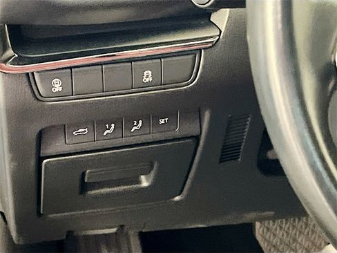 Used 2023 MAZDA MAZDA3 s image 10