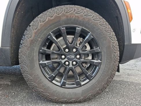 Certified 2024 Chevrolet Traverse Z71 w/ Enhanced Driving Package image 8