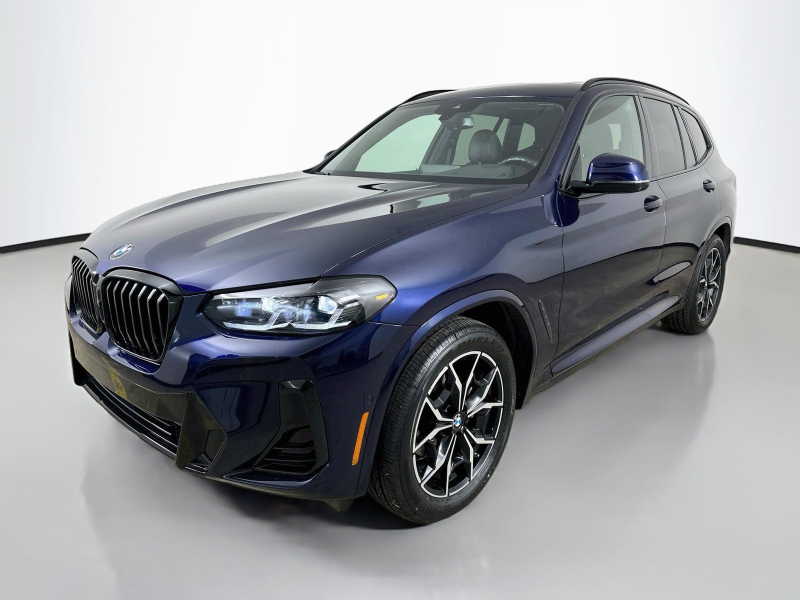 Used 2024 BMW X3 xDrive30i w/ Premium Package AWD/4WD image 1