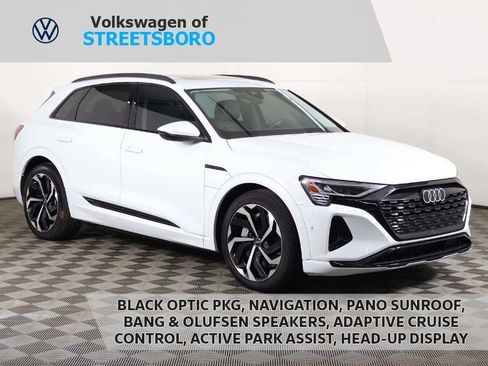 Used 2024 Audi Q8 e-tron Prestige w/ Prestige Package AWD/4WD image 1