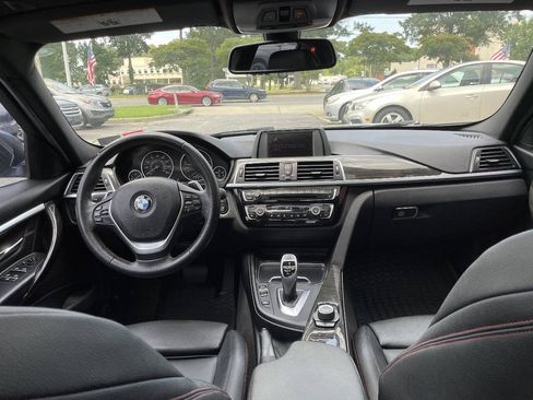 Used 2017 BMW 330i Sedan w/ Premium Package RWD image 28