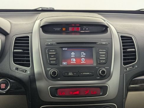 Used 2014 Kia Sorento EX FWD image 17
