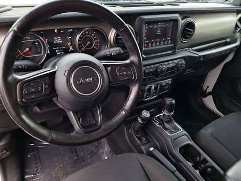 Used 2021 Jeep Wrangler Sport AWD/4WD image 13