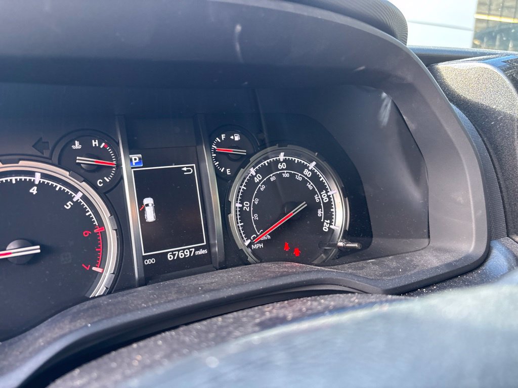 Used 2020 Toyota 4Runner TRD Off-Road Premium w/ Moonroof Package AWD/4WD image 7