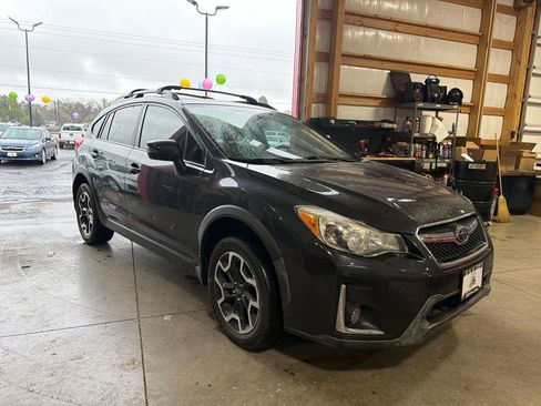 Used 2016 Subaru Crosstrek 2.0i Limited AWD/4WD image 6
