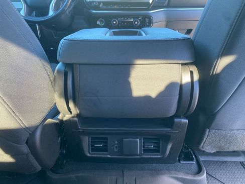 Used 2022 Chevrolet Silverado 1500 LT image 29