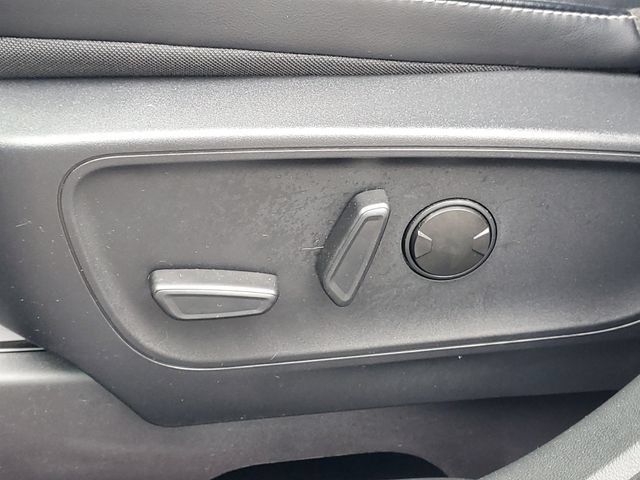 Used 2024 Ford Escape Platinum AWD/4WD image 13