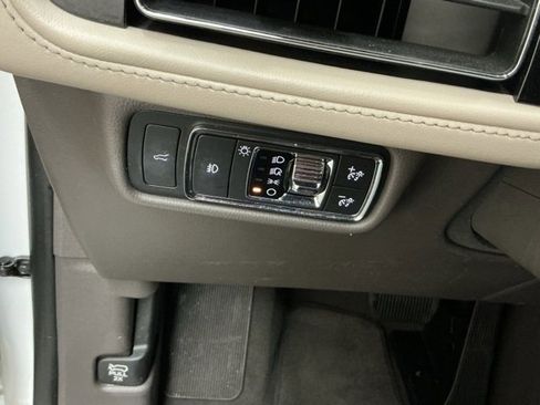 Used 2021 Lincoln Aviator Reserve w/ Equipment Group 201A image 22