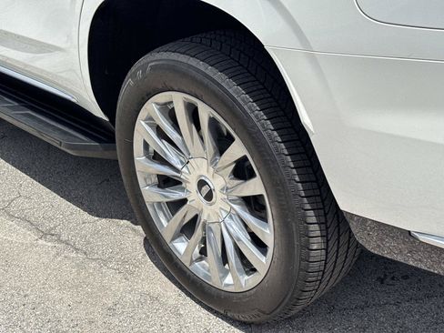Certified 2024 Cadillac Escalade Premium Luxury w/ LPO, Floor Liner Package AWD/4WD image 12