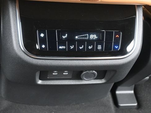 New 2026 Nissan Armada SL w/ Captain's Chari Seat Package AWD/4WD image 16