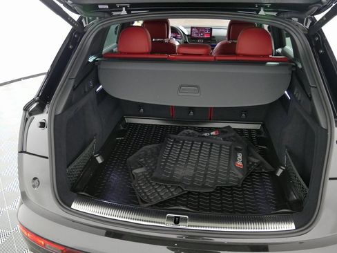 Used 2025 Audi SQ5 Premium Plus image 33