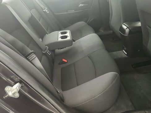 Used 2014 Chevrolet Cruze LT image 31