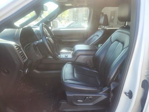 Used 2021 Ford Expedition Max Limited AWD/4WD image 14