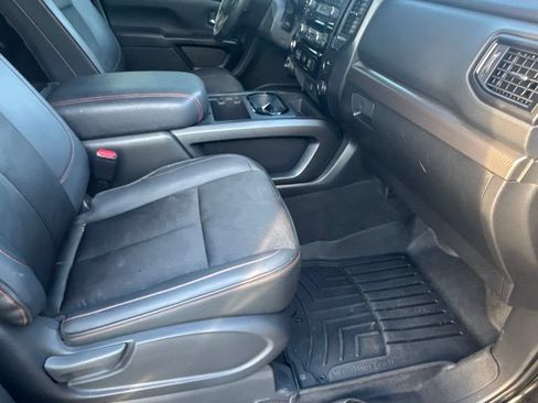 Used 2021 Nissan Titan PRO-4X w/ Pro-4x Utility Package AWD/4WD image 13