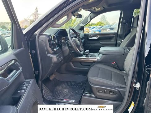 Used 2025 Chevrolet Silverado 1500 LT AWD/4WD image 10