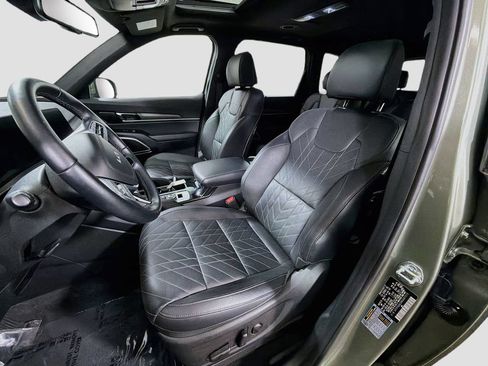 Used 2024 Kia Telluride EX X-Line AWD/4WD image 23
