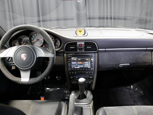 Used 2010 Porsche 911 GT3 image 29