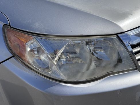 Used 2010 Subaru Forester 2.5X Premium AWD/4WD image 41