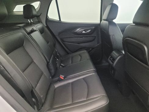 Used 2022 GMC Terrain SLT AWD/4WD image 19