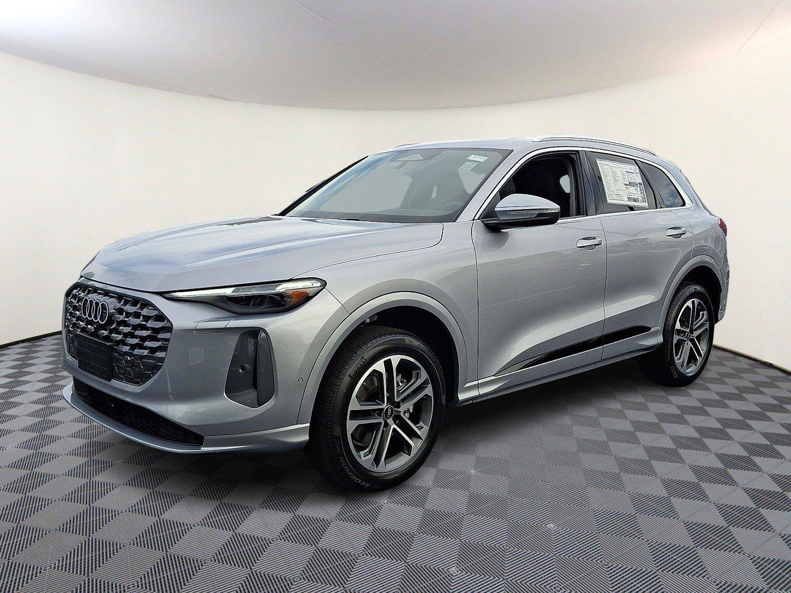New 2026 Audi Q5 Premium AWD/4WD image 3