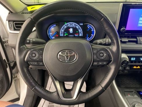 Certified 2023 Toyota RAV4 XLE w/ XLE Grade Weather Package AWD/4WD image 20