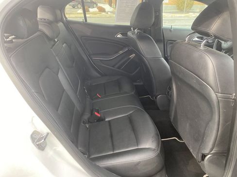 Used 2020 Mercedes-Benz GLA 250 w/ Convenience Package image 26