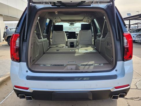 New 2026 GMC Yukon XL Denali w/ Denali Reserve Package AWD/4WD image 61