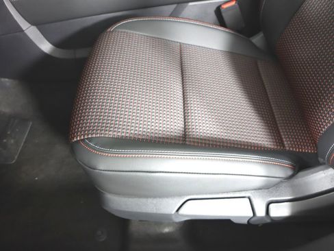 New 2026 Nissan Kicks SR w/ SR Premium Package image 18