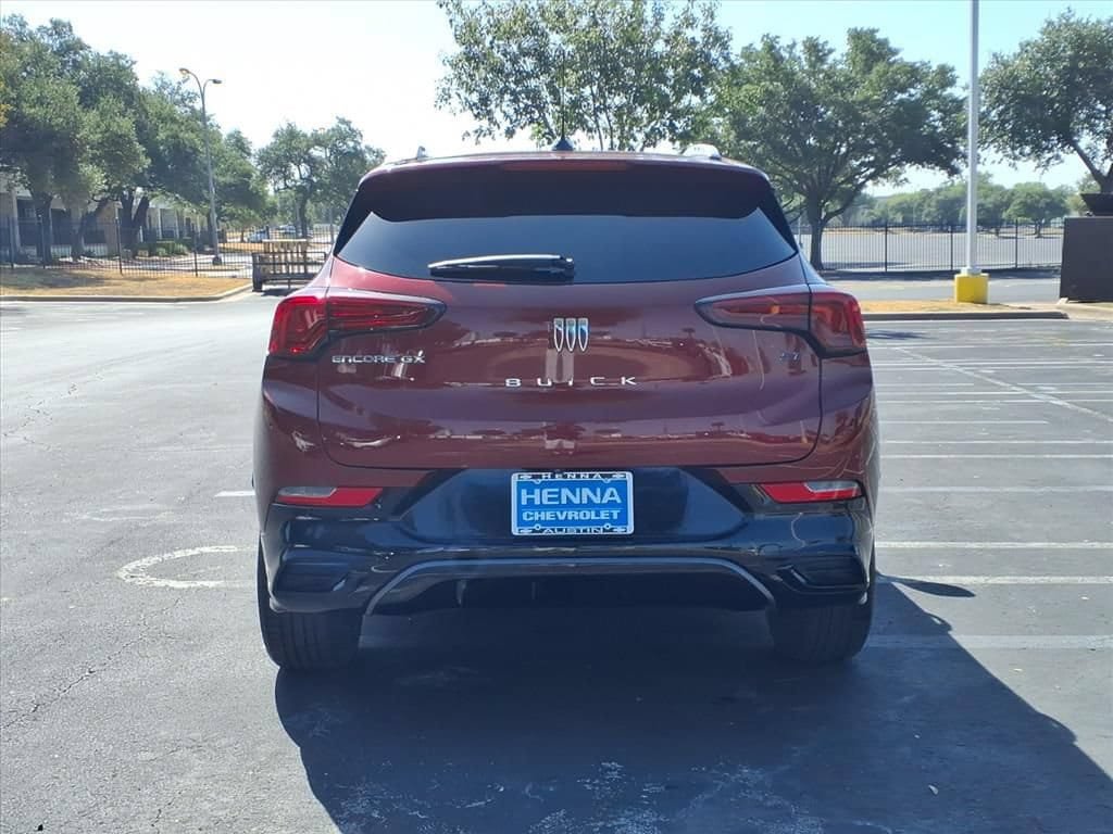 Used 2024 Buick Encore GX Sport Touring w/ Comfort Package FWD image 7