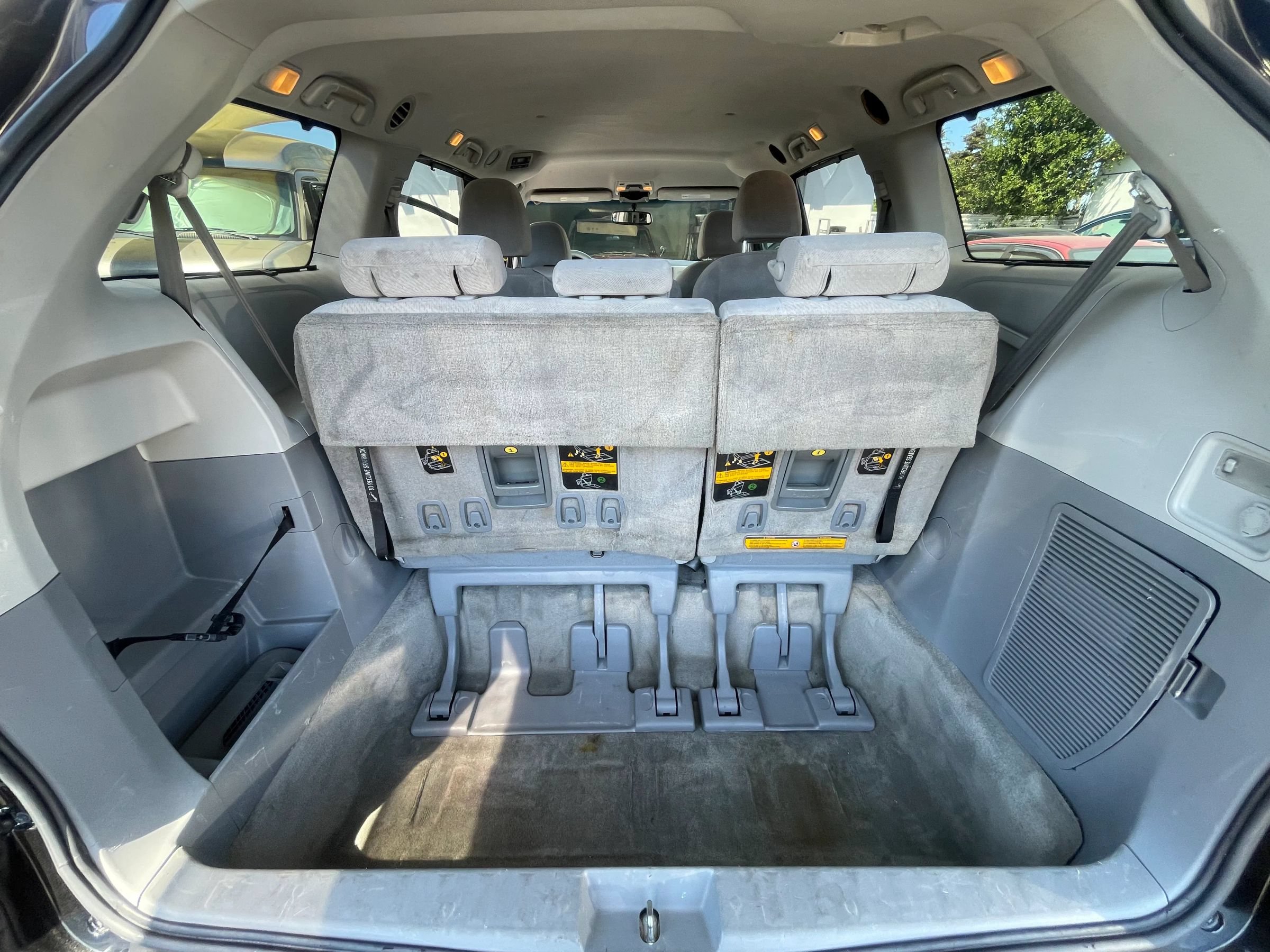 Used 2013 Toyota Sienna LE FWD image 20