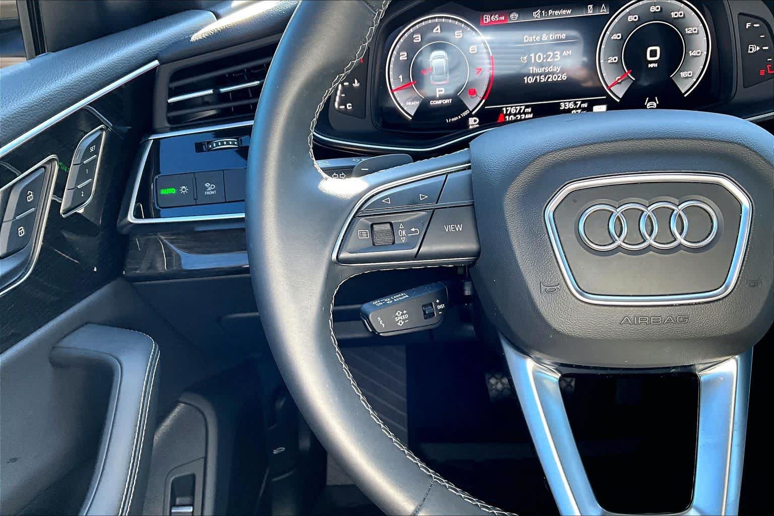 Used 2025 Audi Q8 Premium Plus AWD/4WD image 24