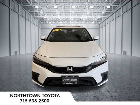 Used 2024 Honda Civic EX-L image 3