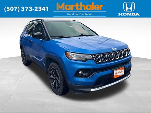 Used 2025 Jeep Compass Limited AWD/4WD image 7