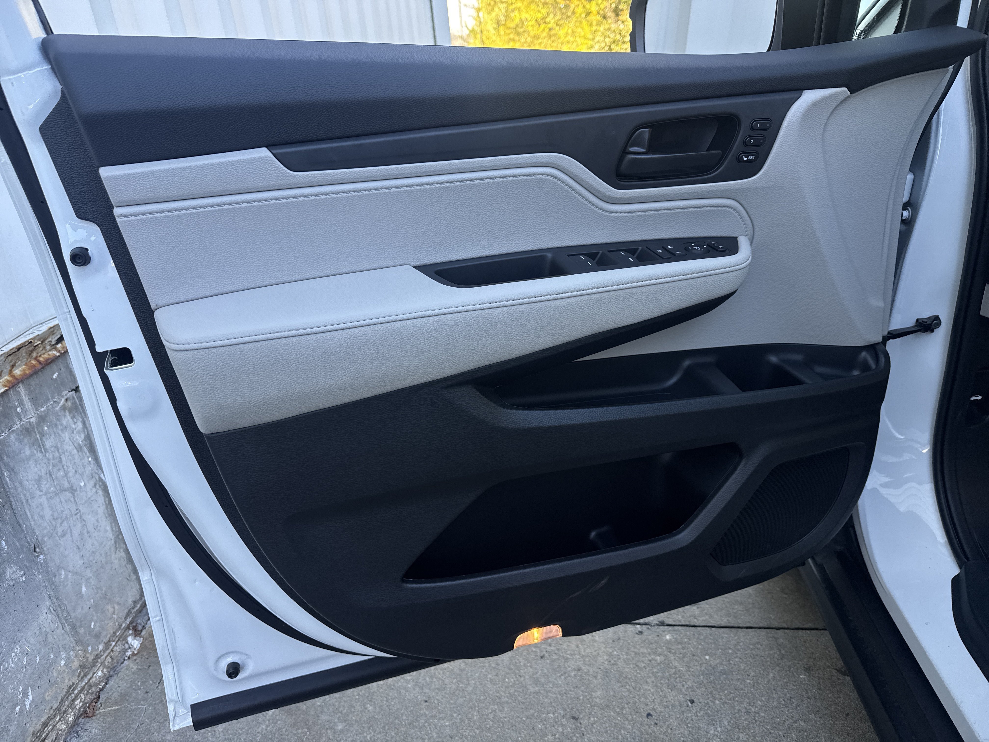 New 2027 Honda Odyssey EX-L image 8