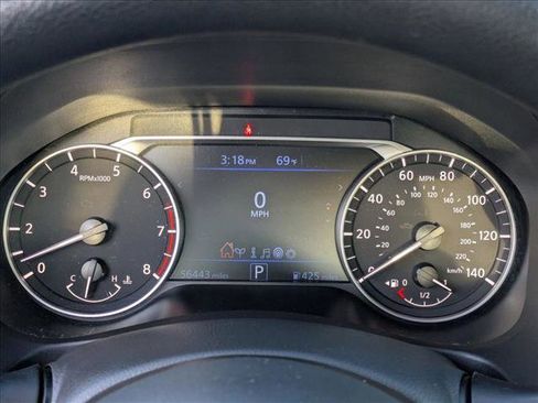 Used 2024 Nissan Altima 2.5 SV image 11