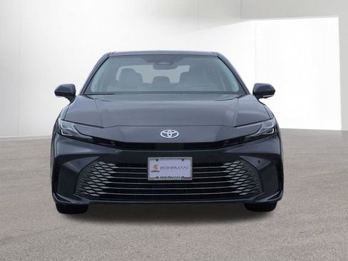 New 2026 Toyota Camry XLE image 2