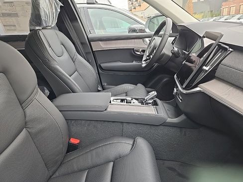 New 2026 Volvo XC90 B6 Ultra image 6