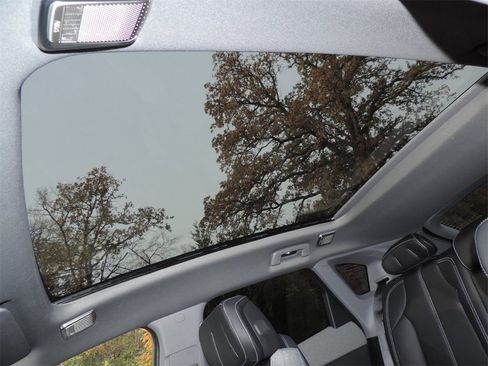 New 2026 Cadillac Optiq Sport 1 image 13