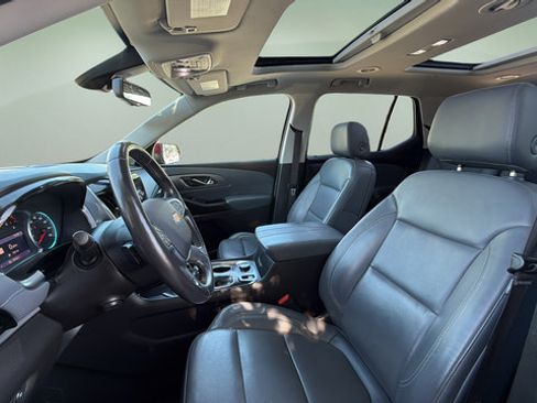 Used 2021 Chevrolet Traverse Premier AWD/4WD image 7