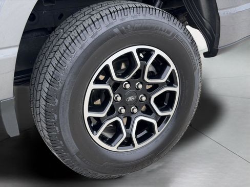 Used 2021 Ford F150 Lariat w/ Equipment Group 502A High image 10