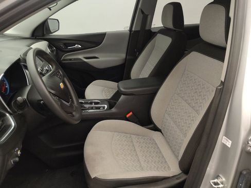 Used 2022 Chevrolet Equinox LS AWD/4WD image 17