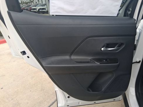 New 2026 Nissan Kicks SV FWD image 36