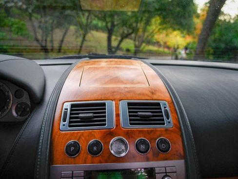 Used 2006 Aston Martin DB9 Volante RWD image 48