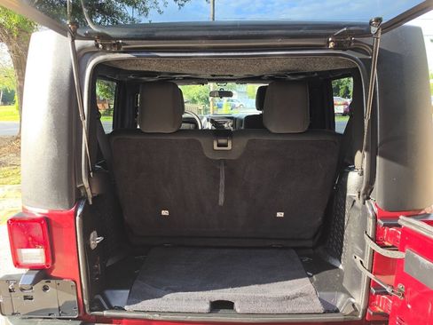 Used 2012 Jeep Wrangler Sport AWD/4WD image 9