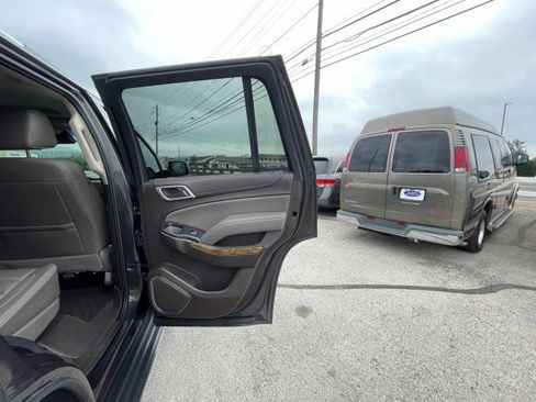 Used 2017 GMC Yukon Denali w/ Open Road Package image 18