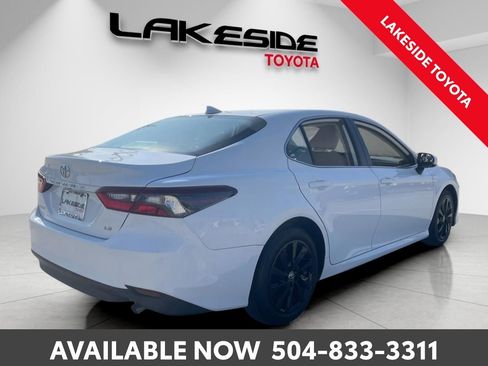 Used 2023 Toyota Camry LE image 6