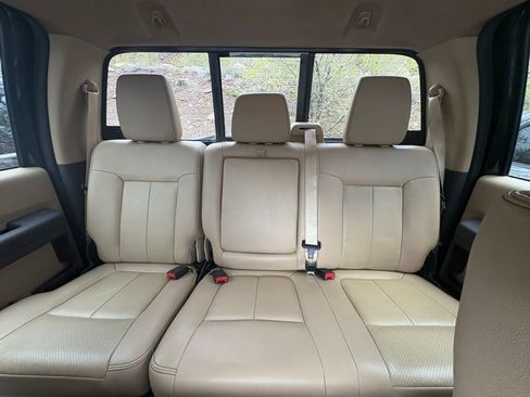 Used 2013 Ford F250 Lariat w/ Lariat Interior Pkg image 6