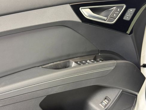 Used 2023 Audi Q4 e-tron Premium Plus w/ Premium Plus image 14