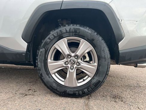 Used 2024 Toyota RAV4 XLE AWD/4WD image 12