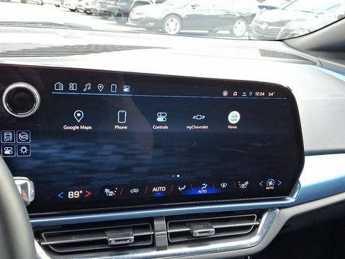 Certified 2025 Chevrolet Equinox EV LT w/ Convenience Package image 26